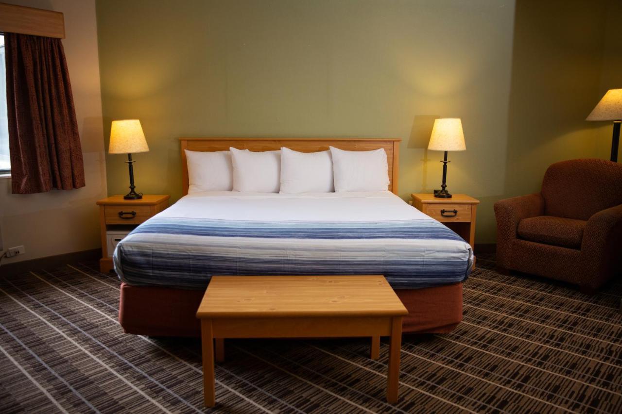 Americinn By Wyndham Pampa Event Center Buitenkant foto